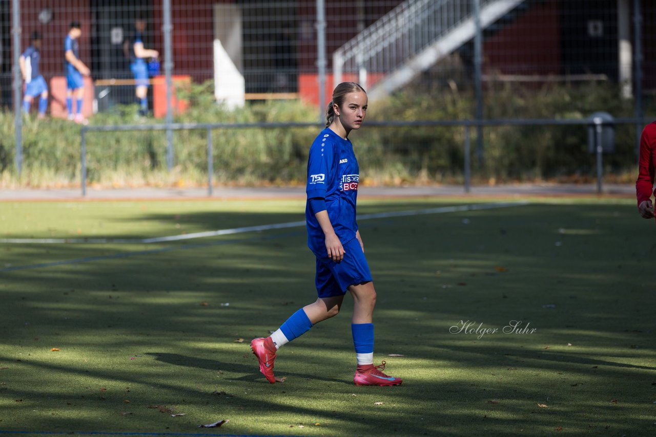 Bild 335 - wCJ Eimsbuettler TV - FC Rosengarten : Ergebnis: 2:0